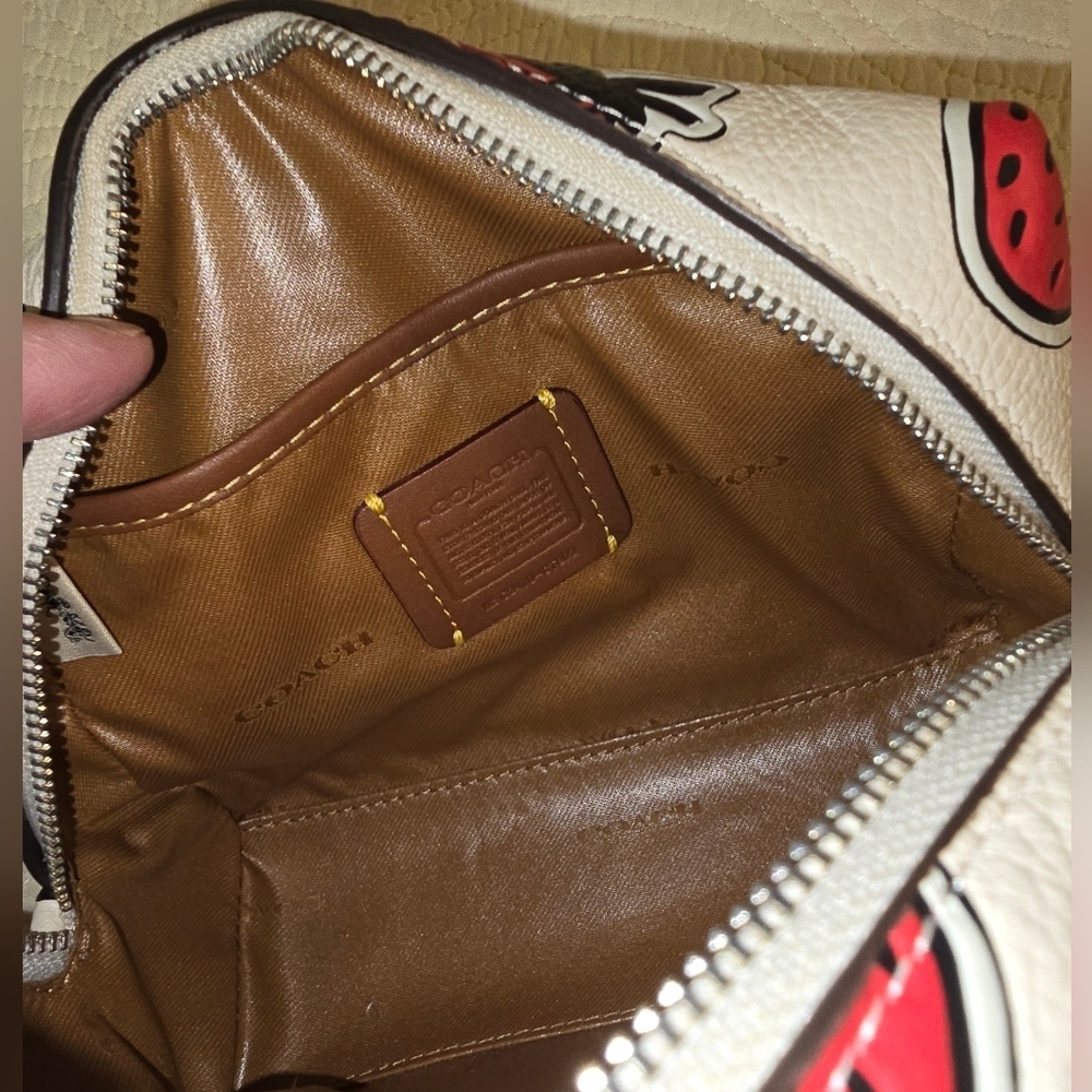 NWY Coach White Strawberry Print Ladies Leather Cosmetic Pouch - Picture 6 of 8